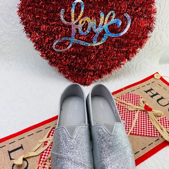 Toms youth size 3 silver iridescent glimmer - Picture 5 of 7